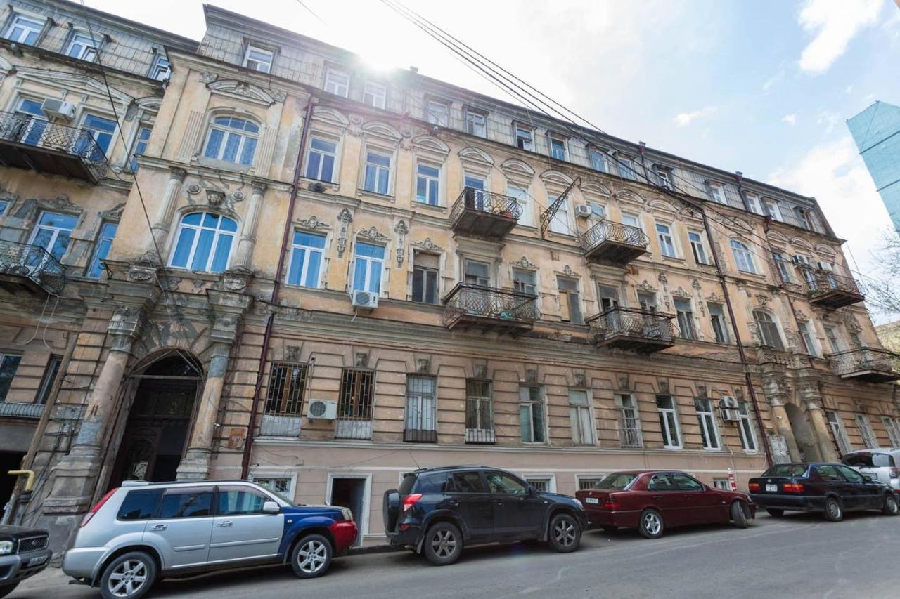 Apartment Near The Opera